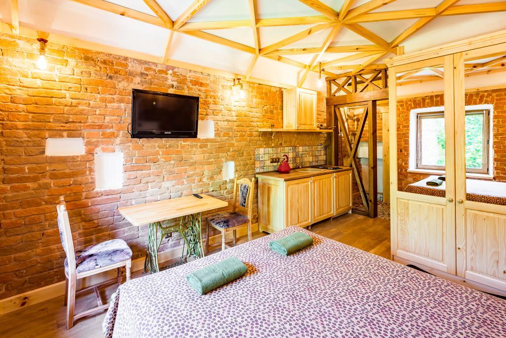 Nice Apartment Near Rynok Square Є Кондиціонер Світла Не Вимикали Lviv Kültér fotó