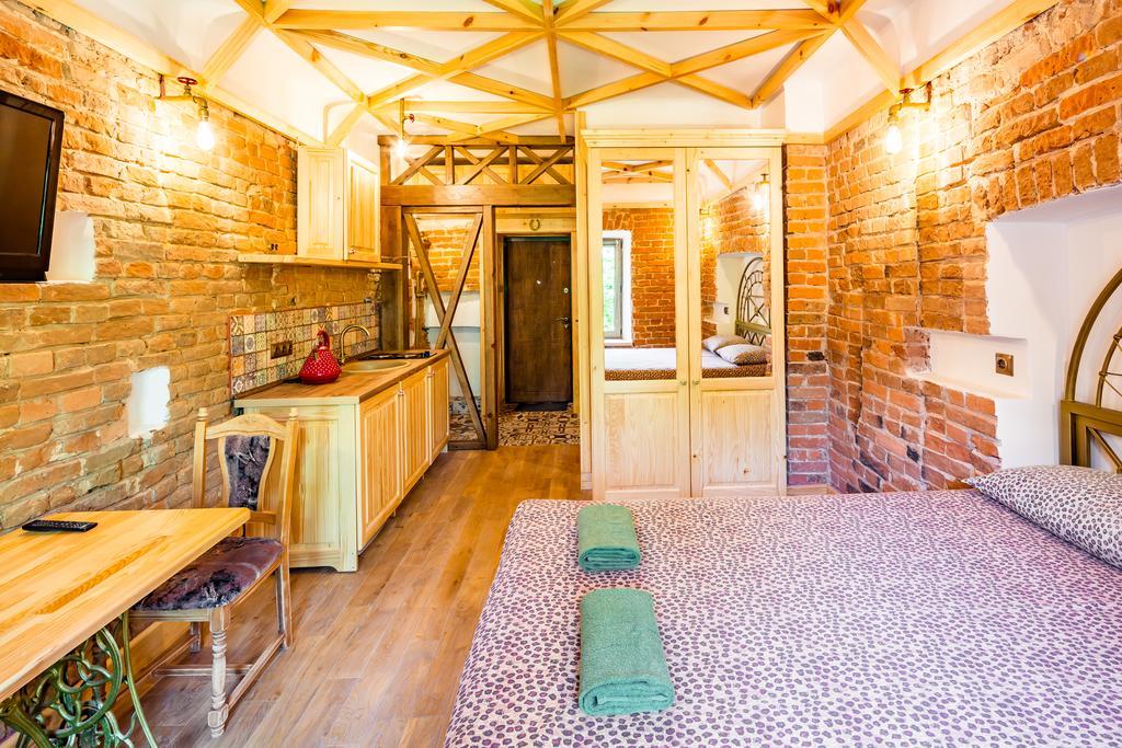 Nice Apartment Near Rynok Square Є Кондиціонер Світла Не Вимикали Lviv Kültér fotó