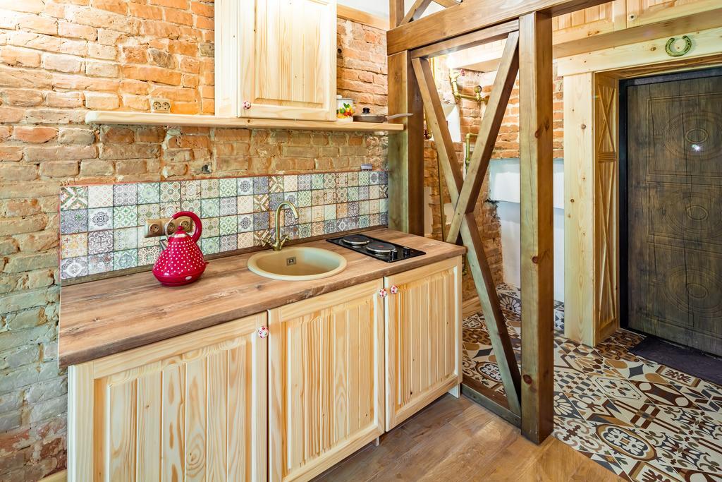 Nice Apartment Near Rynok Square Є Кондиціонер Світла Не Вимикали Lviv Kültér fotó