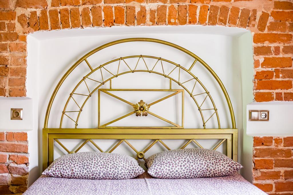 Nice Apartment Near Rynok Square Є Кондиціонер Світла Не Вимикали Lviv Kültér fotó