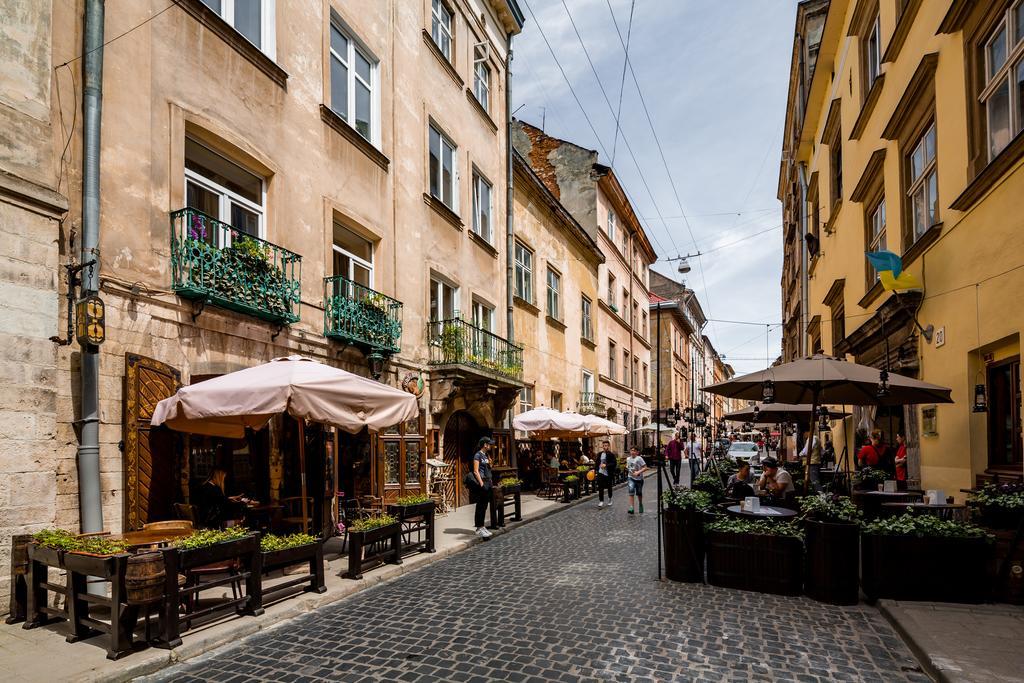 Nice Apartment Near Rynok Square Є Кондиціонер Світла Не Вимикали Lviv Kültér fotó